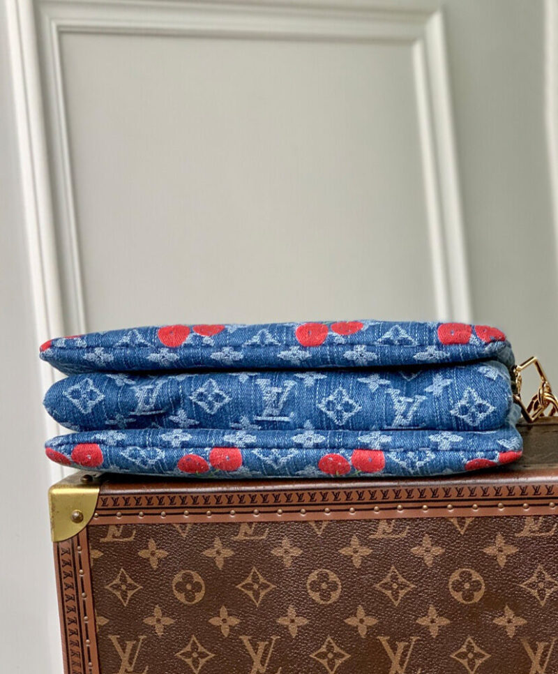 Louis Vuitton x Takashi Murakami Coussin PM M14978 Blue